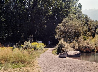 Monthey (VS), étang des Mangettes, ordures ménagères et déchets chimiques, de 1961 à 2000. Photo © Solène Hoffmann